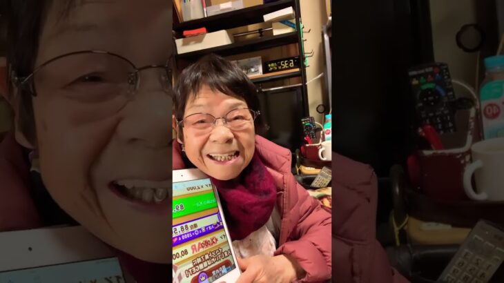 ９３歳ツムツムばあちゃん朝のご挨拶👵朝寝坊❗️飛び起きご挨拶🙇‍♀️いやはや❗️いい歳をして🥰