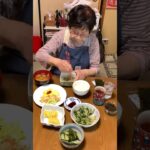 ９３歳ツムツムばあちゃん朝のモグモグタイム👵❗️