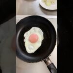 ９３歳ツムツムばあちゃん朝の目玉焼き🍳❗️👵