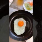 ９３歳ツムツムばあちゃん朝の目玉焼き🍳❗️