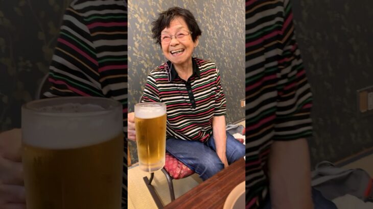 93歳ツムツムおばあちゃん日帰り温泉♨️で乾杯🍻