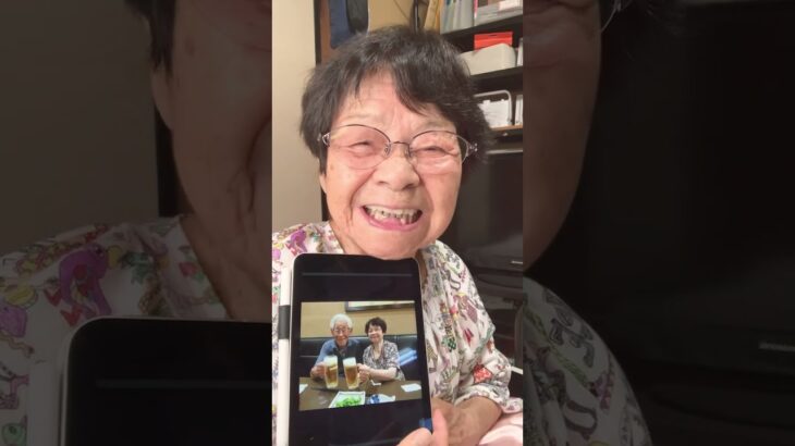 ９３歳ツムツムばあちゃん朝のご挨拶👵週末日帰り温泉♨️でいっぱい🍺懐かしい写真❗️やはりカンパーイ🍻‼️