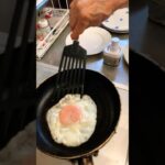 ９４歳ツムツムばあちゃん朝の目玉焼き🍳👵❗️