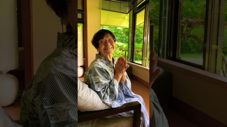 ９３歳ツムツムばあちゃん朝ご飯の後のリラックス🥰幸せ😀❗️👵