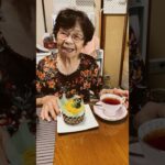 ９４歳ツムツムばあちゃんティータイム　モンブランと紅茶❗️👵