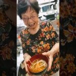 ９４歳ツムツムばあちゃん今朝の味噌汁はもやしと人参🥕と玉葱🧅❗️👵