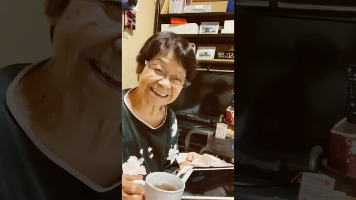 ９４歳ツムツムばあちゃん朝のご挨拶👵気温の変化についていくの大変❗️皆さま❤️今日も一日良い日でありますように🥰