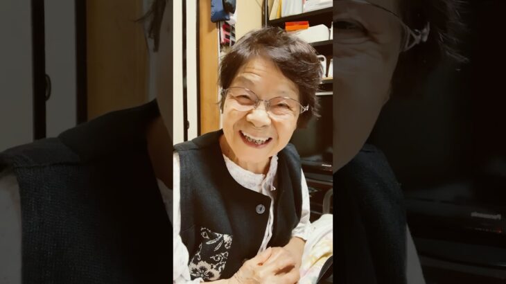 ９４歳ツムツムばあちゃん朝のご挨拶👵ご心配をおかけしました🙇‍♀️痛みも腫れもだいぶ引いてご挨拶が出来ました。コメント返信遅れてごめんなさい🙏👵