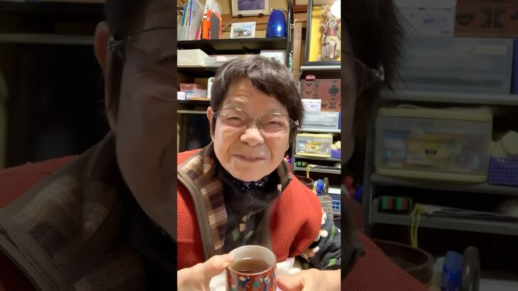 ９４歳ツムツムばあちゃん朝のご挨拶👵寒い朝❗️いよいよ冬また風邪🤧ぶり返さないよう気をつけないと👵