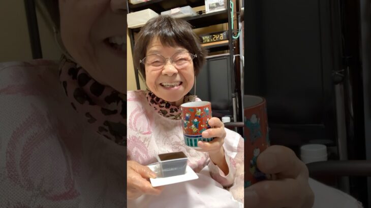 ９４歳ツムツムおばあちゃん朝のご挨拶👵週末の日帰り温泉♨️カンパーイ🍻リフレッシュ🥰元気モリモリデェース💪👵❤️❤️❤️