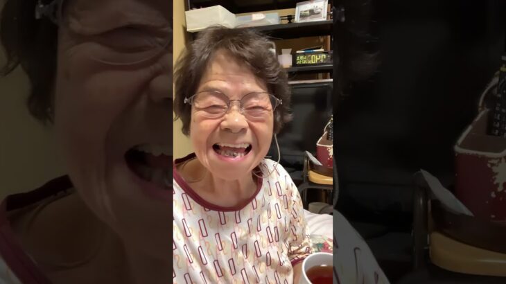 ９４歳ツムツムおばあちゃん朝のご挨拶👵クーラーなんていらないよ❗️でも子供達が心配して取り付けましたー♪快適な夏が過ごせるかな❓👵❤️❤️❤️