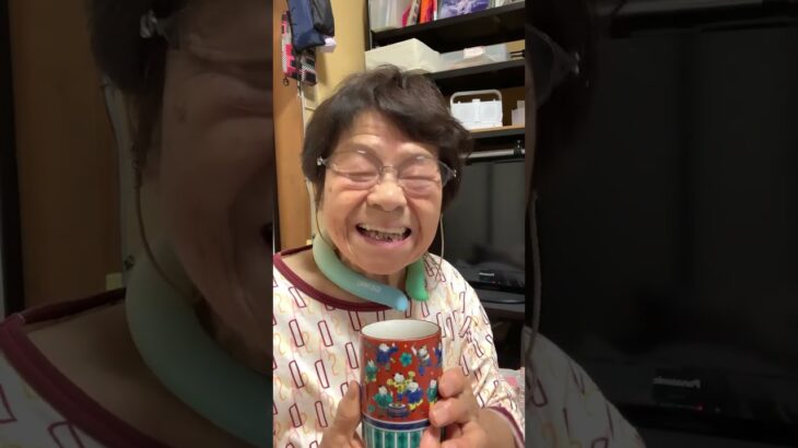 ９４歳ツムツムおばあちゃん朝のご挨拶👵朝から元気な声でご挨拶❗️マイペースで週末を過ごしたい👵皆さんも良い一日を‼️👵❤️❤️❤️