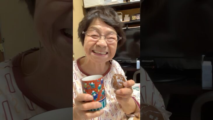 ９４歳ツムツムおばあちゃん朝のご挨拶👵連休は日帰り温泉♨️でパワーアップ💪最後の日は、姪とカンパーイ🍻今週も頑張りまぁーす💪👵❤️❤️❤️